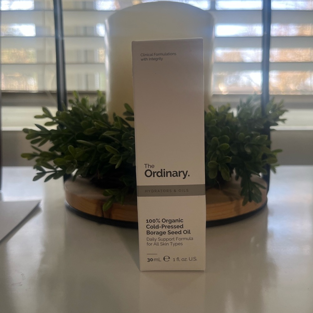 The Ordinary 100% Organic Cold-Pressed Borage Seed Oil - White